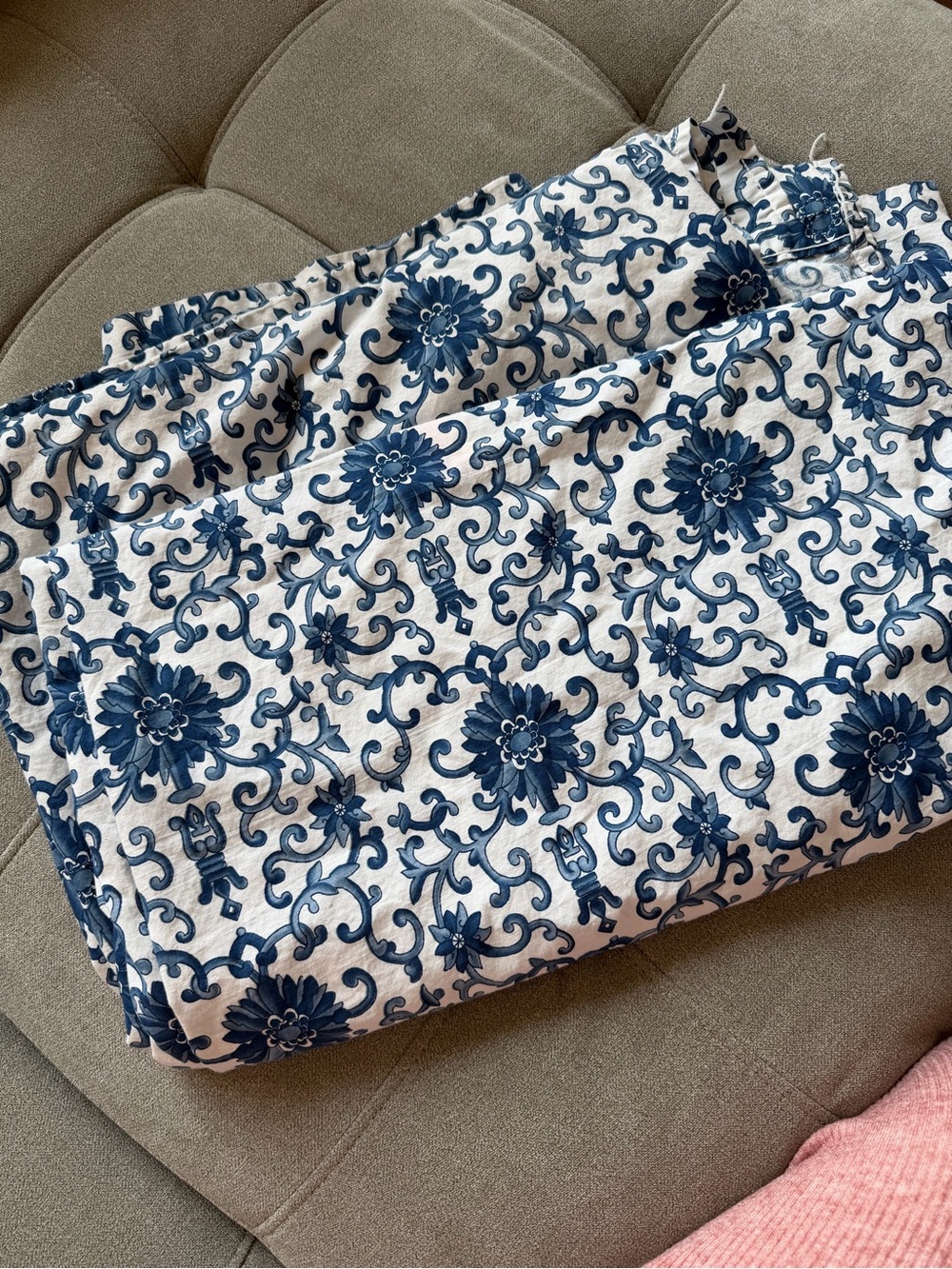 Ralph Lauren Porcelain Rosette Twin Size Sheet 100% Cotton blue white printed